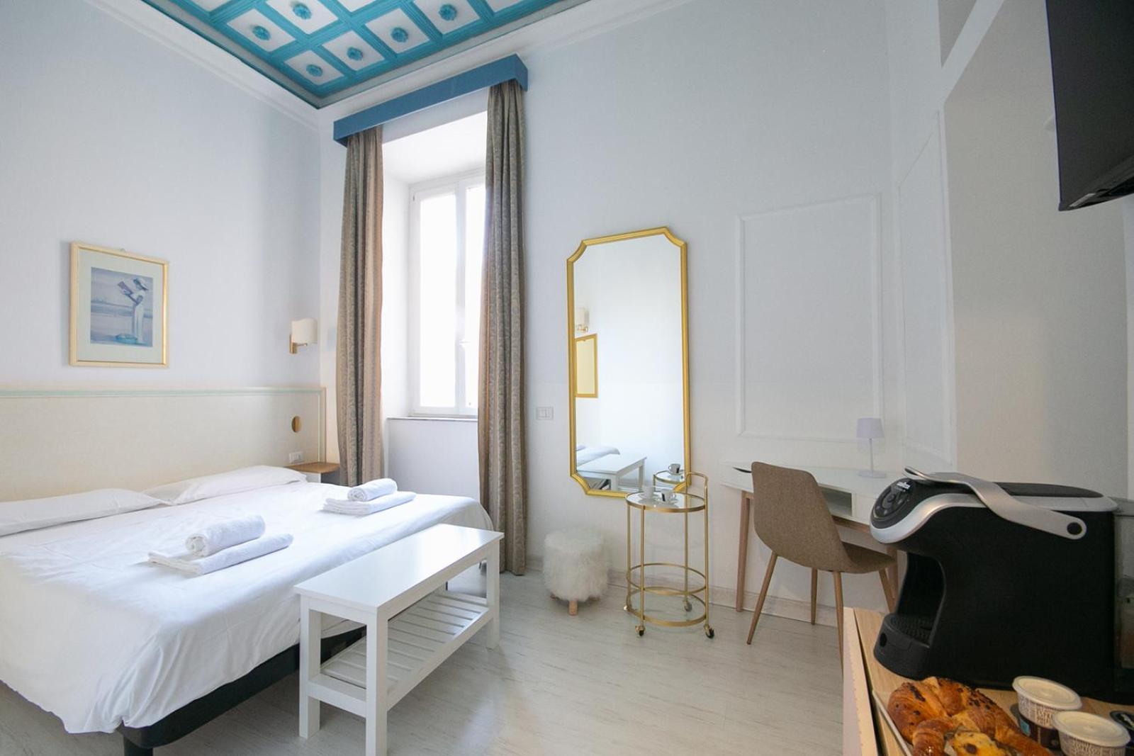 Caffe' E Cuscino Hotel Rome Bagian luar foto